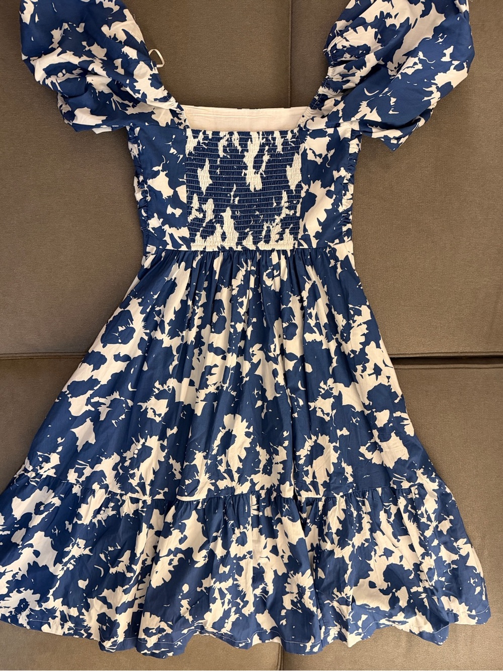 Abercrombie & Fitch Emerson Blue White Floral Puff Sleeve Midi Dress M NWT - Picture 2 of 6